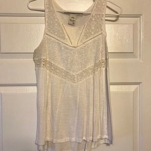 Flowy tank